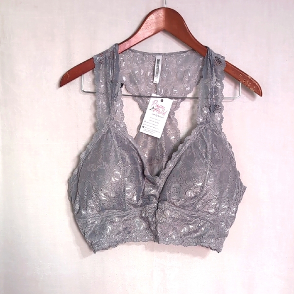Zenana Outfitters Metallic Silver Lace Racerback Padded Bralette Size 3x - Picture 1 of 5